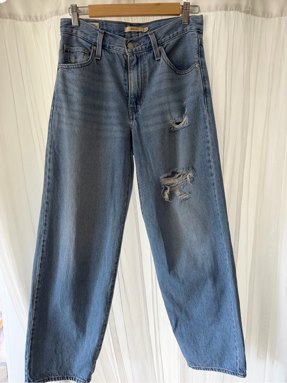 Levi's Men's Relaxed Ripped Jeans in Light Blue
